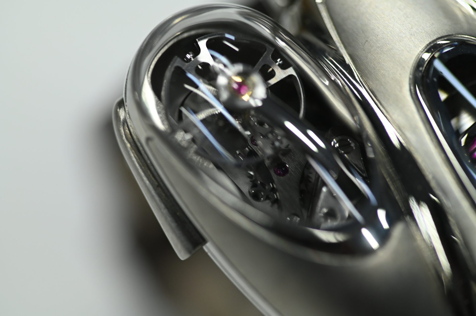 MB&F Horological Machine No.9 Flow — One of the independent balance wheels beneath its sapphire dome.